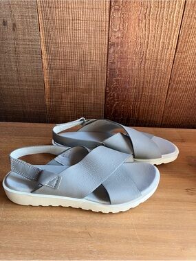 ECCO (Size 41 Women’s 10) Freja Sandals Leather Slingback Cross Strap Platform